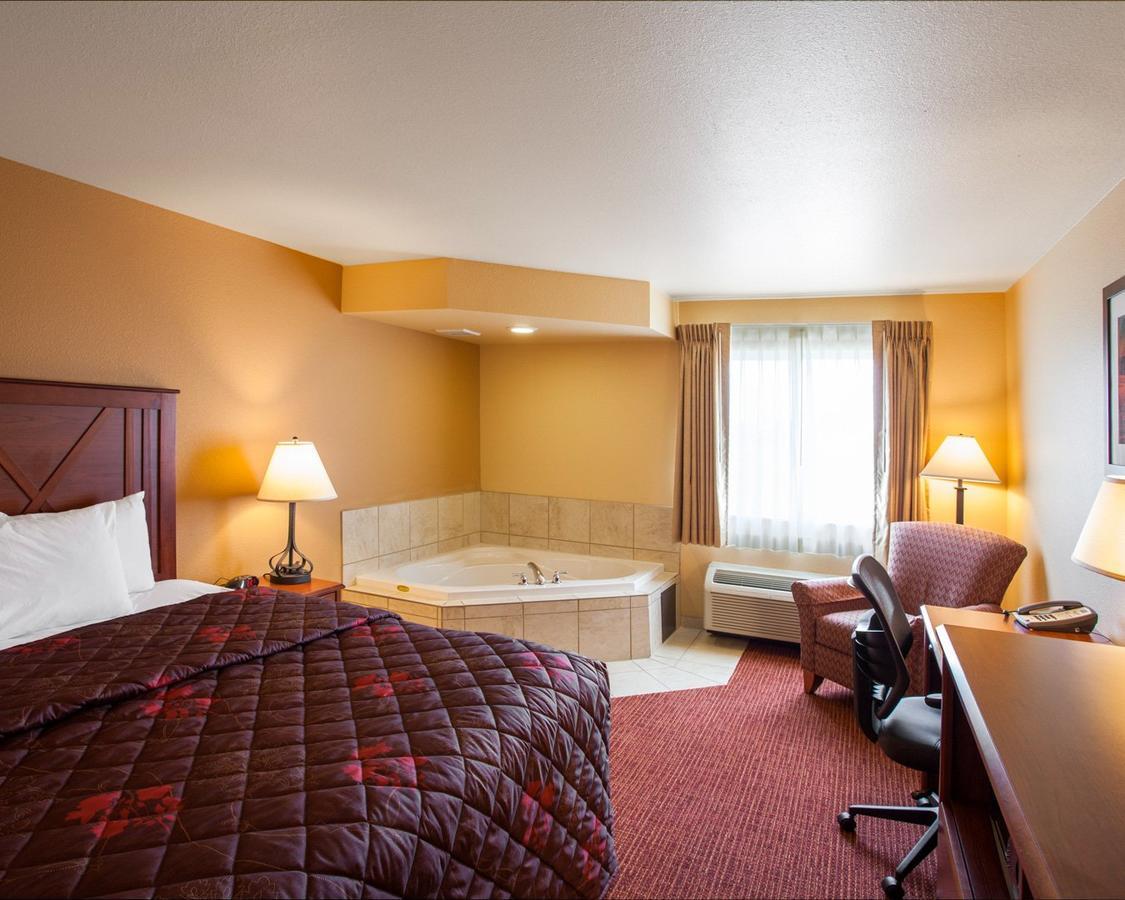 Rodeway Inn & Suites Phillipsburg Dış mekan fotoğraf