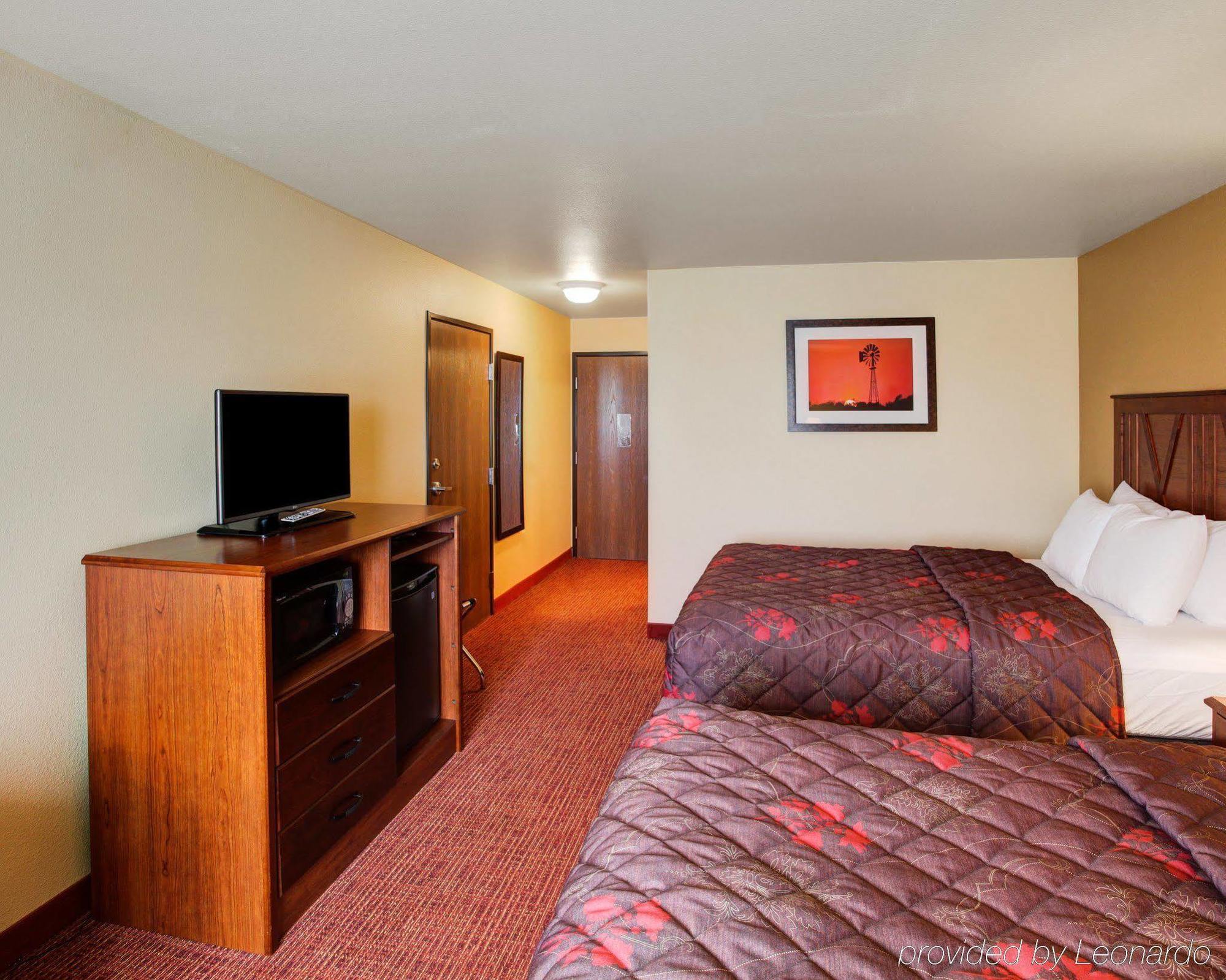 Rodeway Inn & Suites Phillipsburg Dış mekan fotoğraf